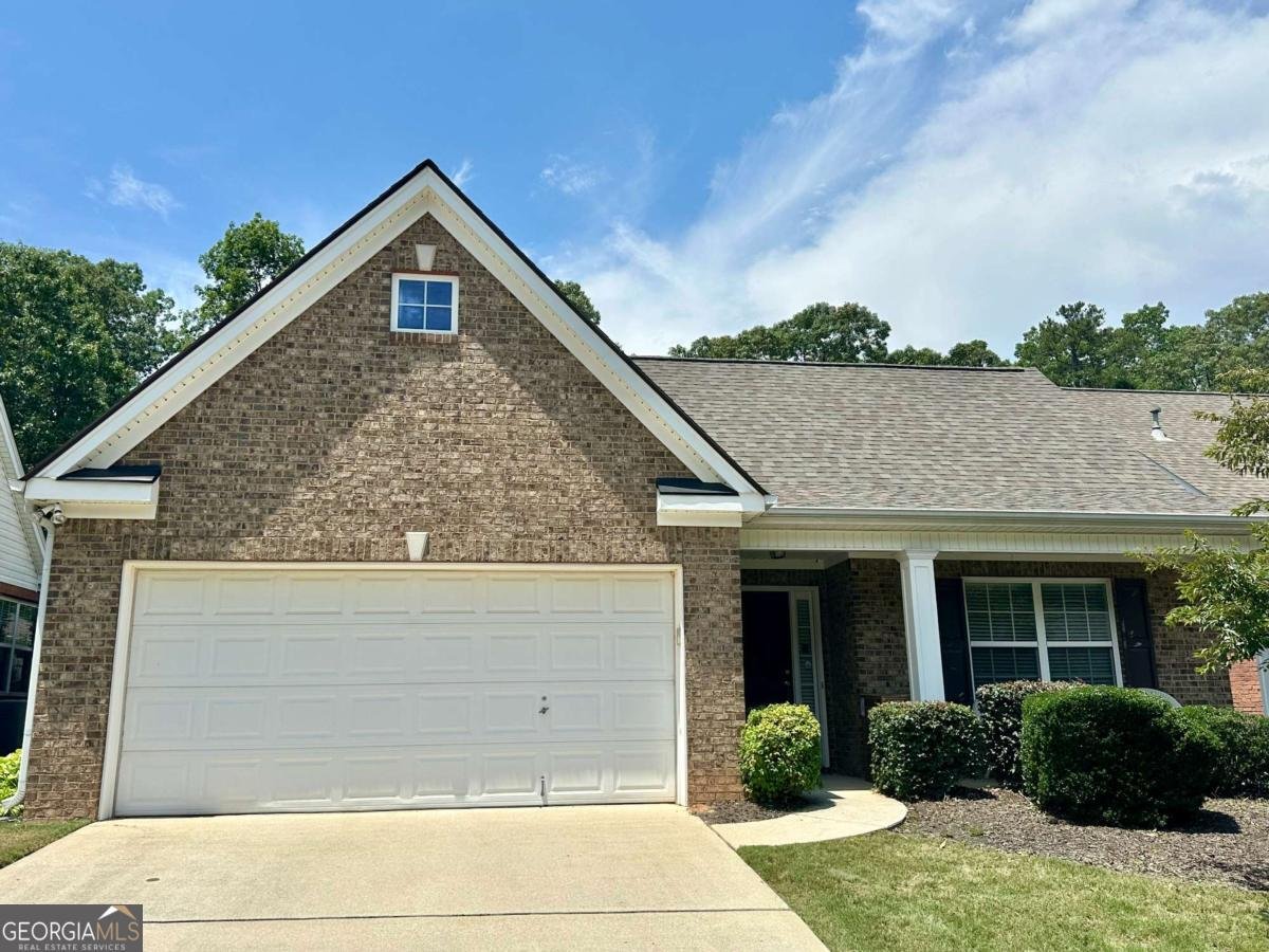 5565 Ashmoore Court Flowery Branch - 1