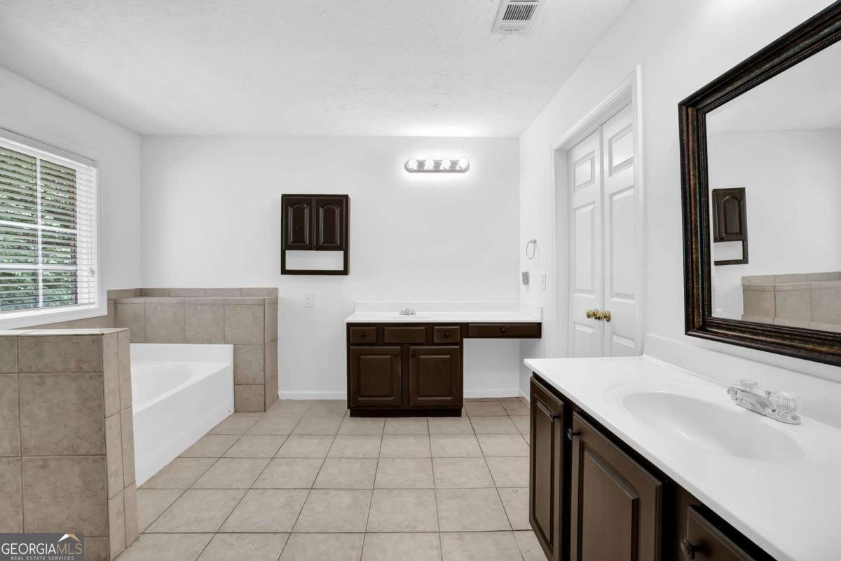 5565 Ashmoore Court Flowery Branch - 24
