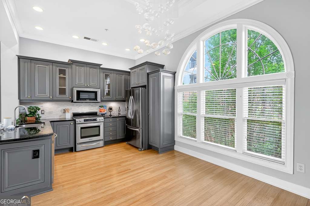 3541 Roswell Road Atlanta - 21