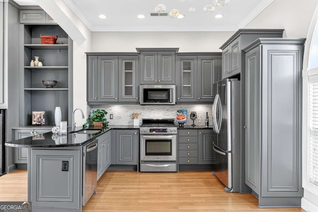 3541 Roswell Road Atlanta - 25