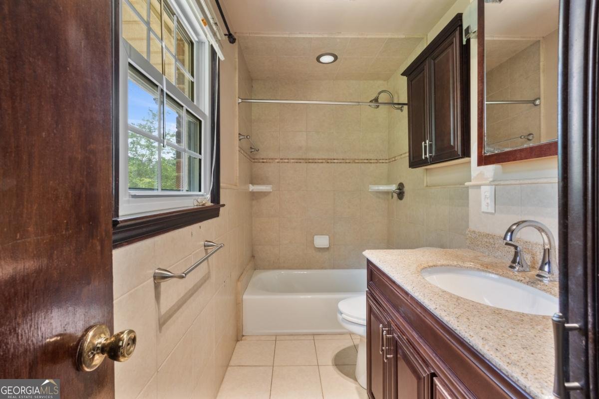 3082 Briarleaf Drive Decatur - 17
