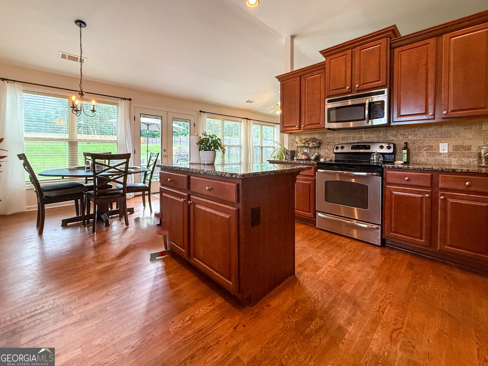 608 Henning Drive Winder - 17