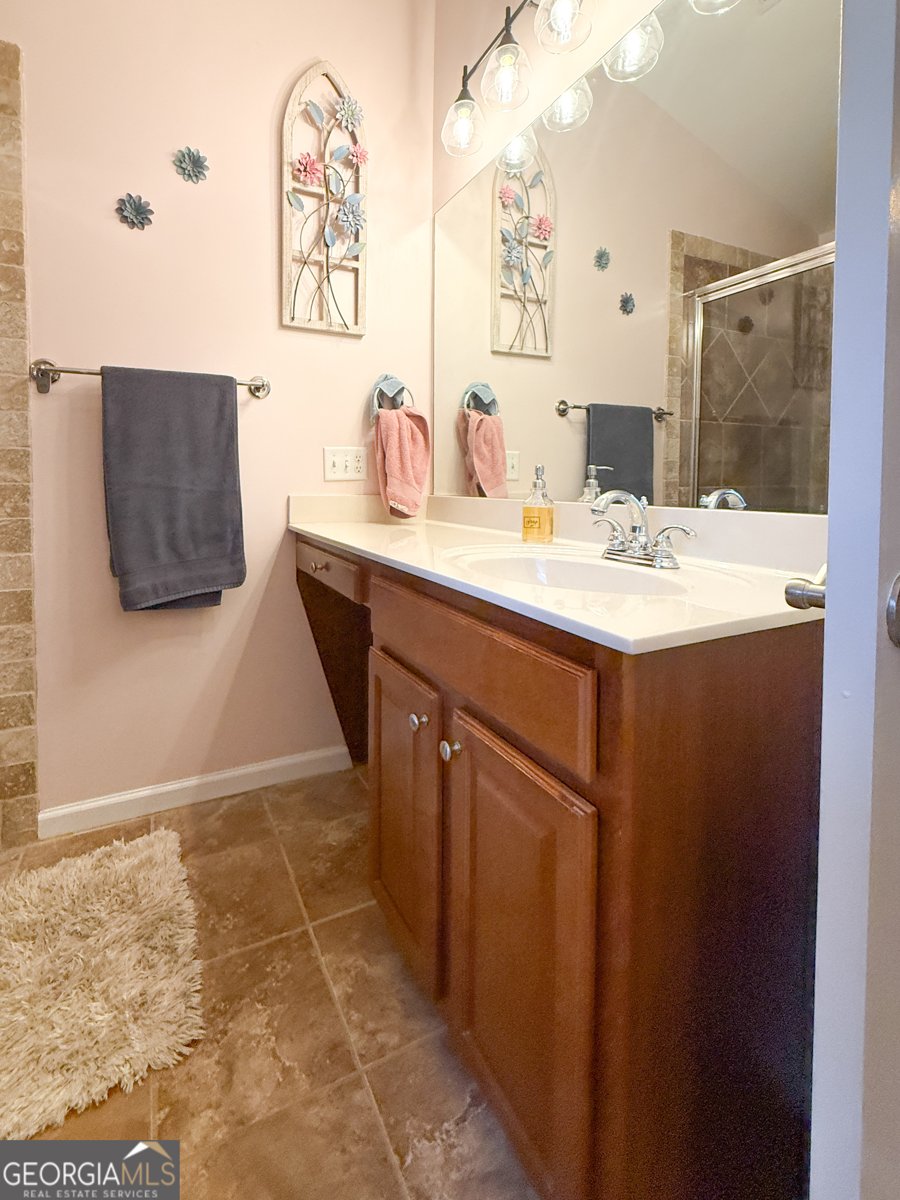 608 Henning Drive Winder - 45