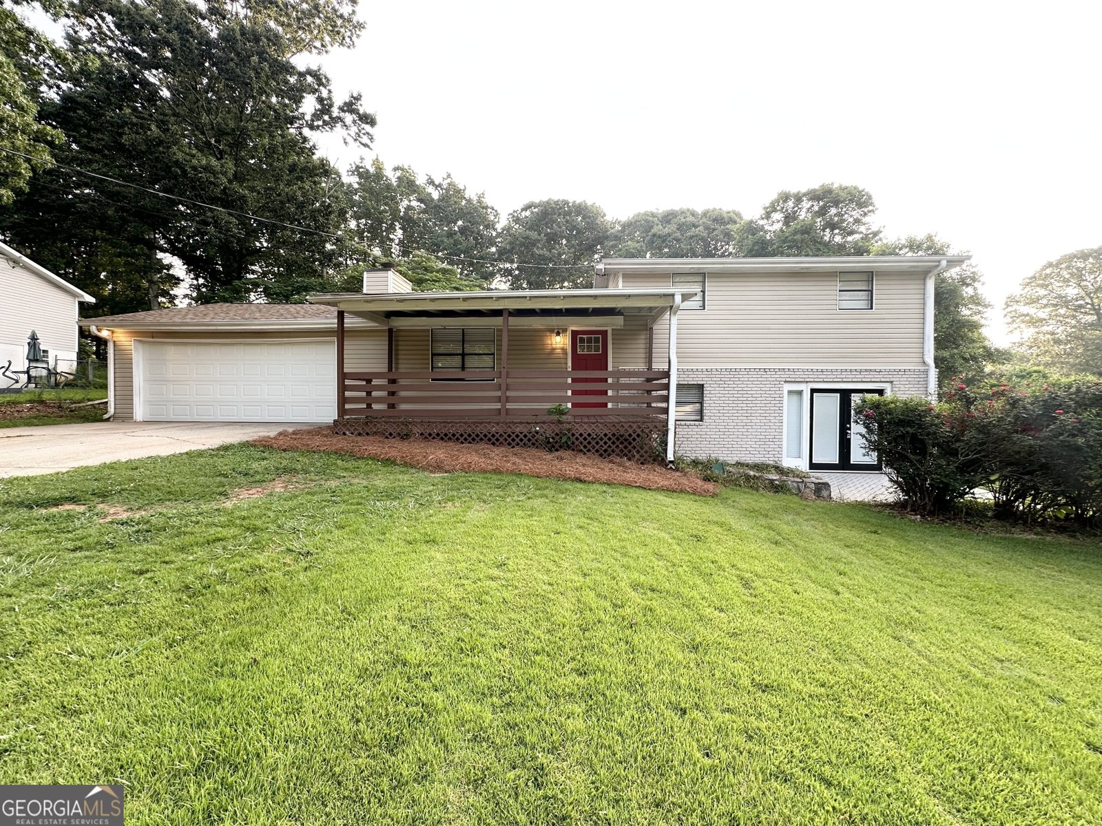 5670 Bob White Lane Douglasville - 2