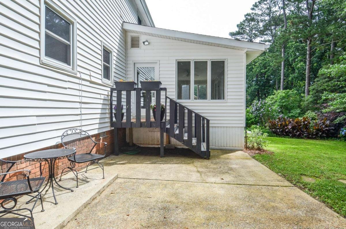 4714 Marc Court Lilburn - 55