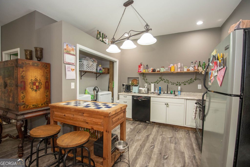202 Oak Street Luthersville - 63
