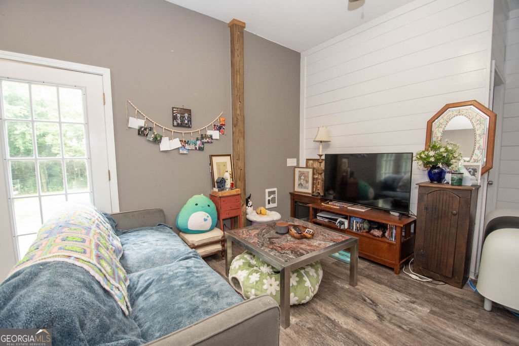 202 Oak Street Luthersville - 66