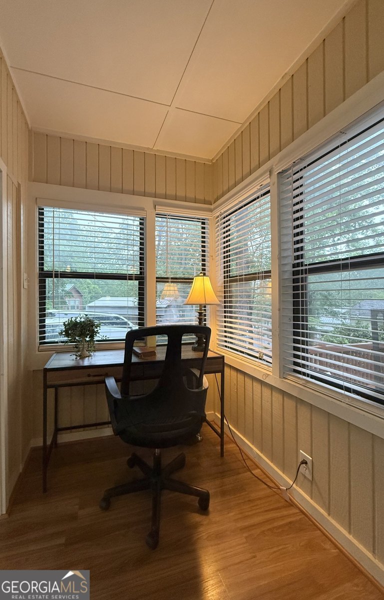 112 Cindy Parkway Cleveland - 8