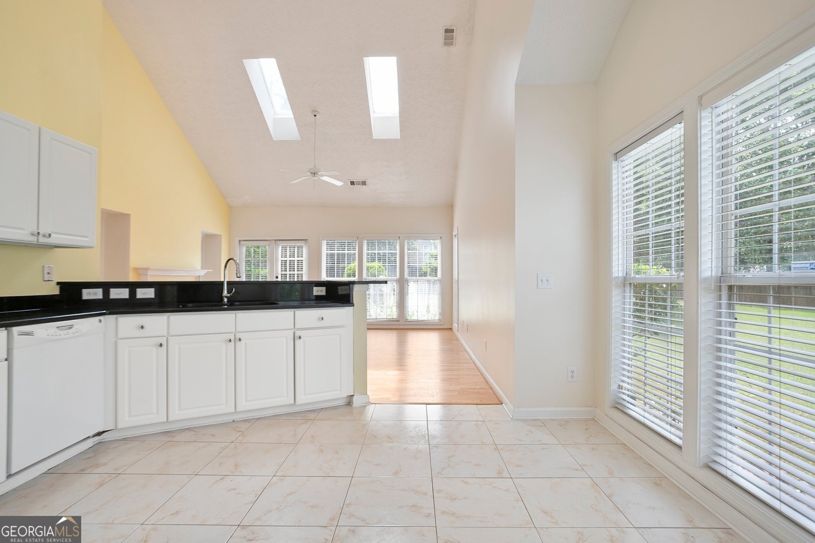 1460 Chamirey Drive Marietta - 18