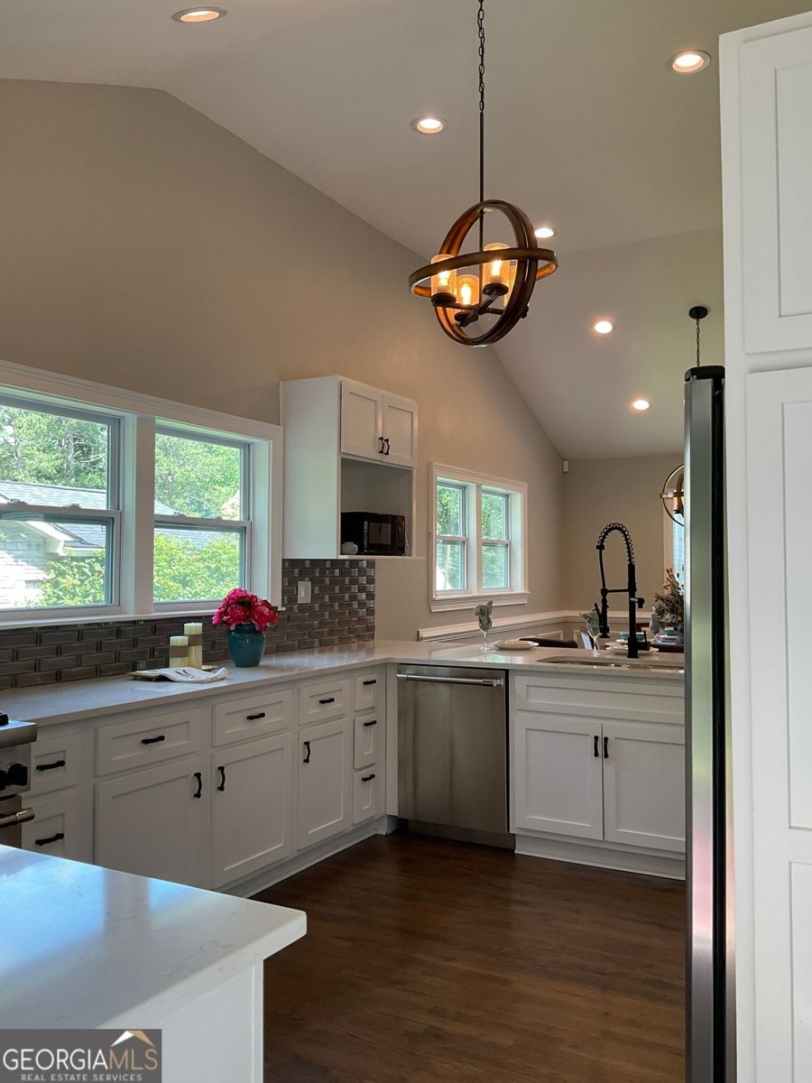 2170 BEECHER Circle Atlanta - 9