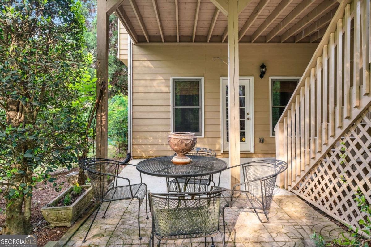 994 Fairview Club Circle Dacula - 28
