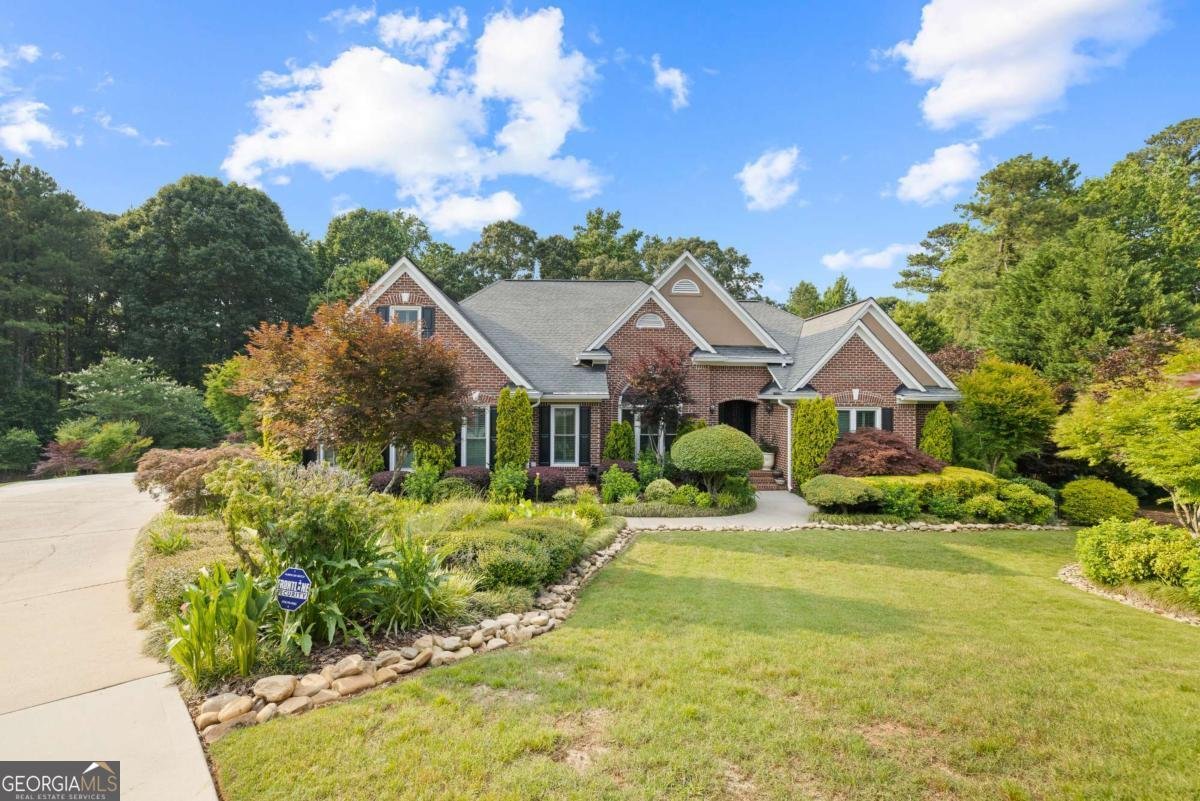 1005 Cromwell Cove Snellville - 1