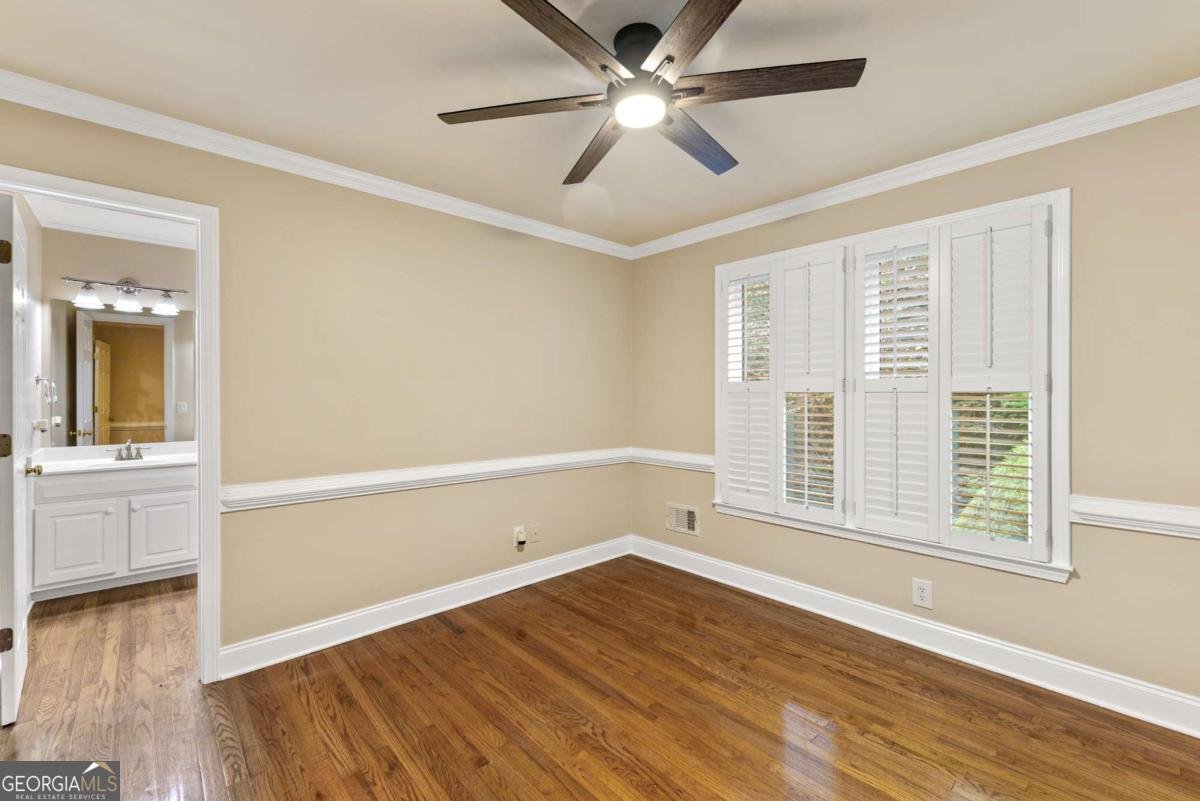 1005 Cromwell Cove Snellville - 27
