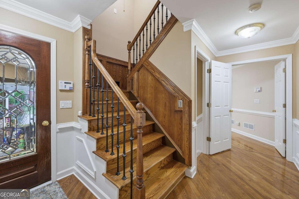 1005 Cromwell Cove Snellville - 30