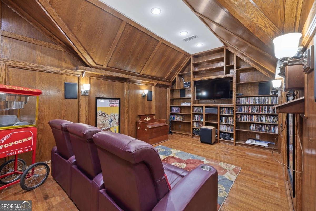 1005 Cromwell Cove Snellville - 32
