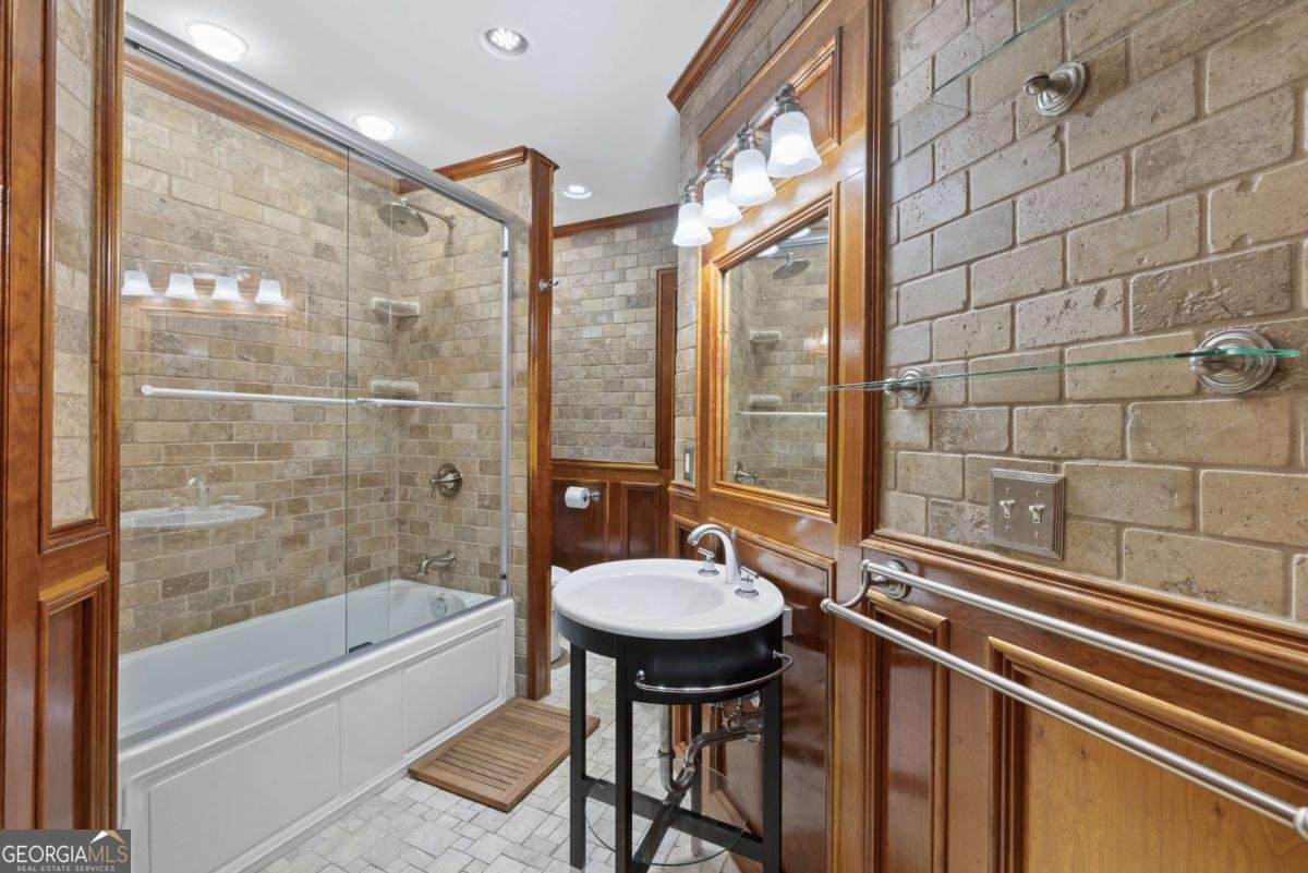 1005 Cromwell Cove Snellville - 35