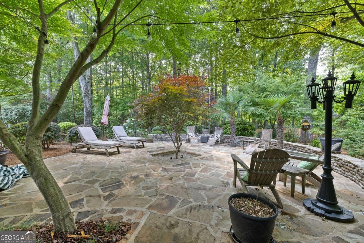 1005 Cromwell Cove Snellville - 50