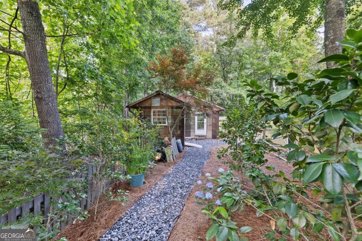 1005 Cromwell Cove Snellville - 58