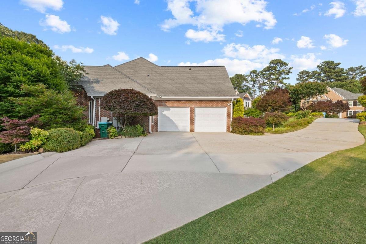 1005 Cromwell Cove Snellville - 64