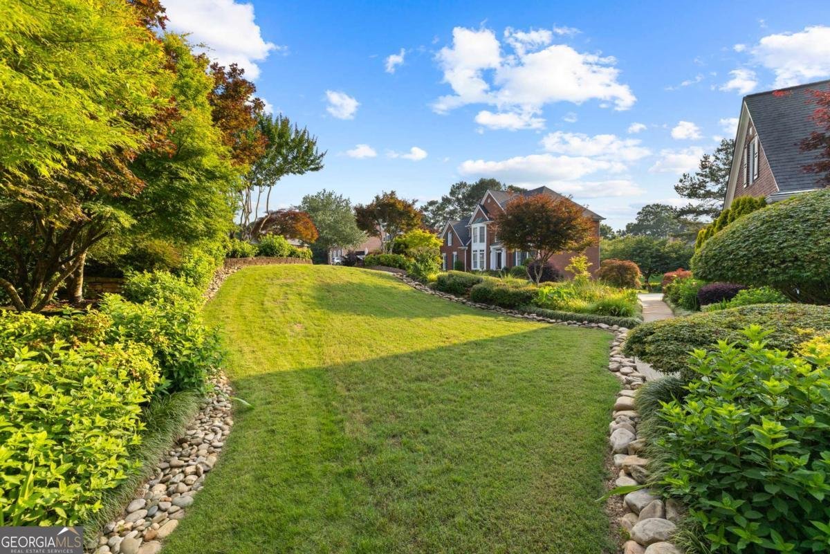 1005 Cromwell Cove Snellville - 67