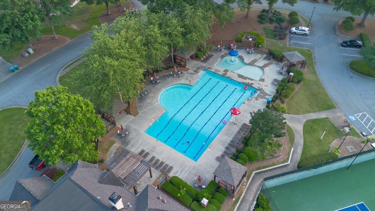 1005 Cromwell Cove Snellville - 75