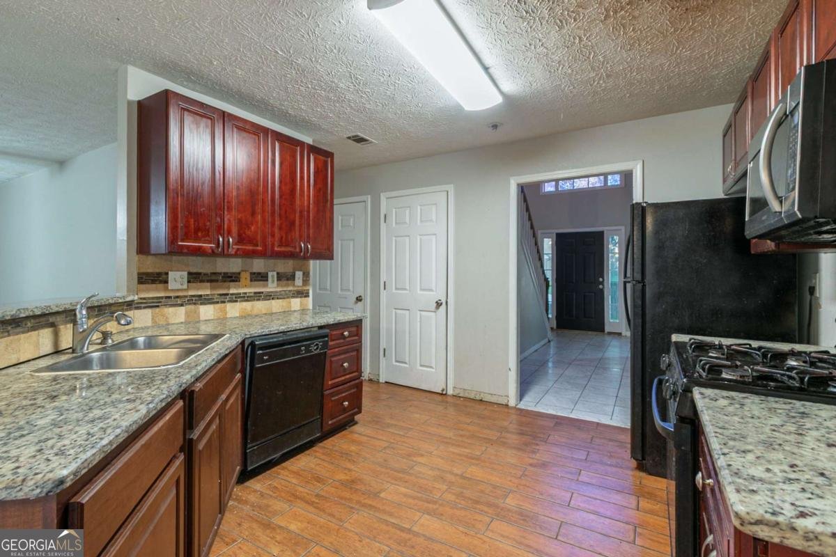 1464 Claredon Drive Lawrenceville - 15