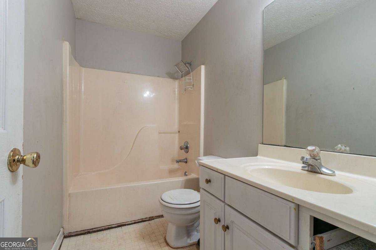 1464 Claredon Drive Lawrenceville - 30