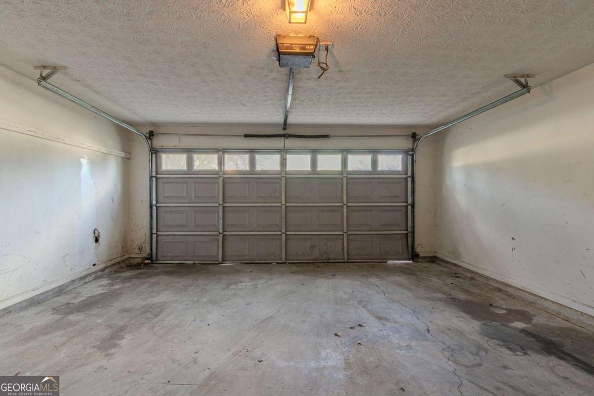 1464 Claredon Drive Lawrenceville - 33