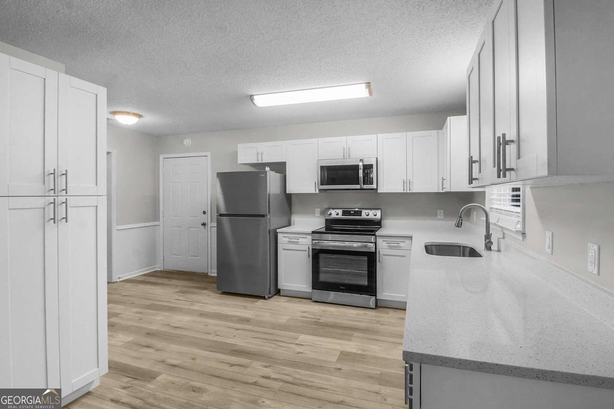 1250 Lake Drive Midway - 13