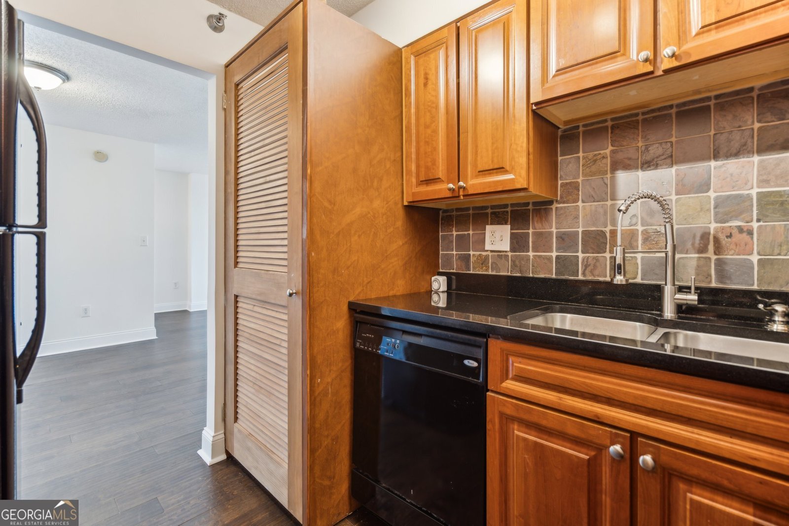 2479 Peachtree Road Atlanta - 17