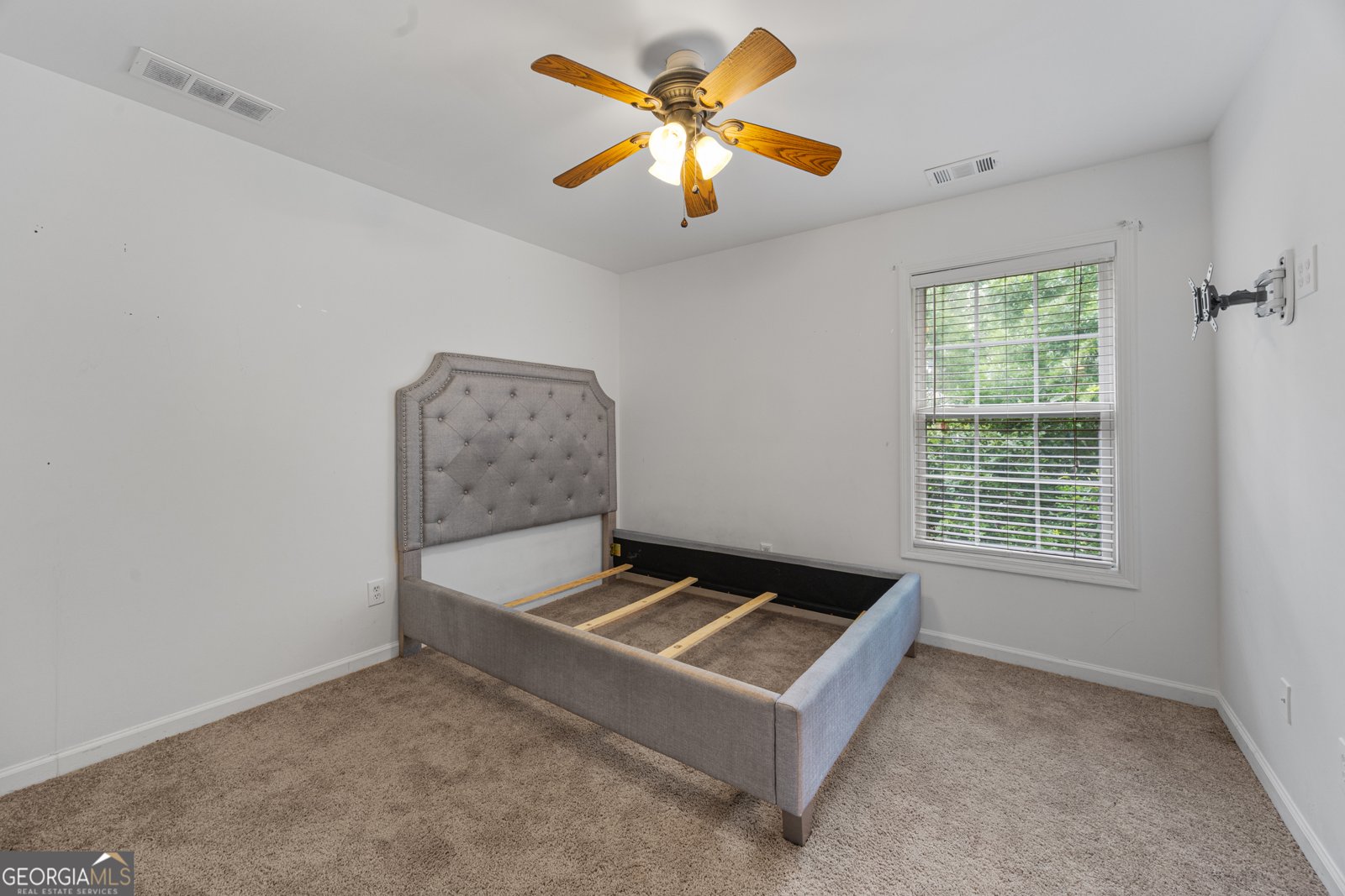 6057 Glencedar Lane Atlanta - 22
