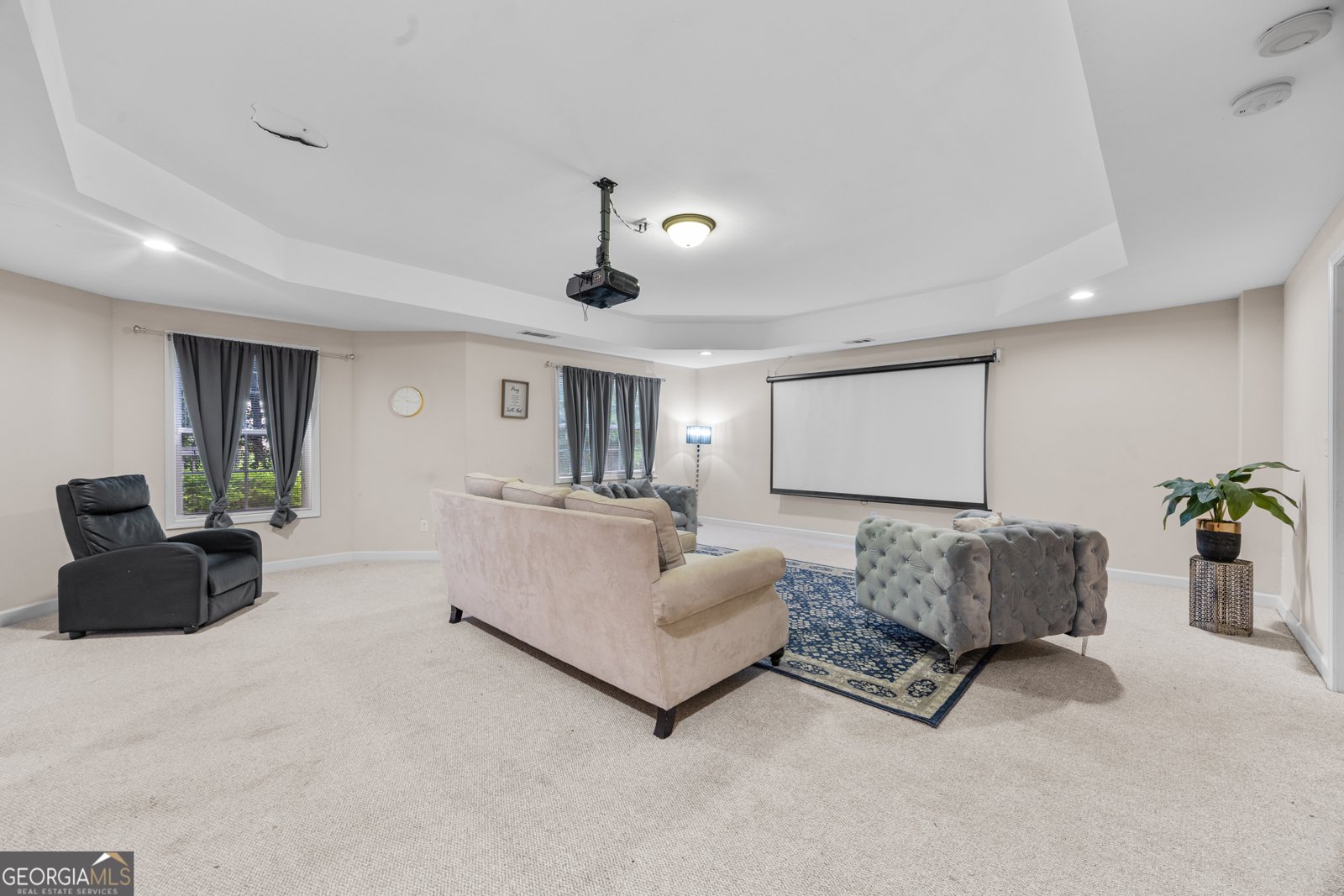 6057 Glencedar Lane Atlanta - 30