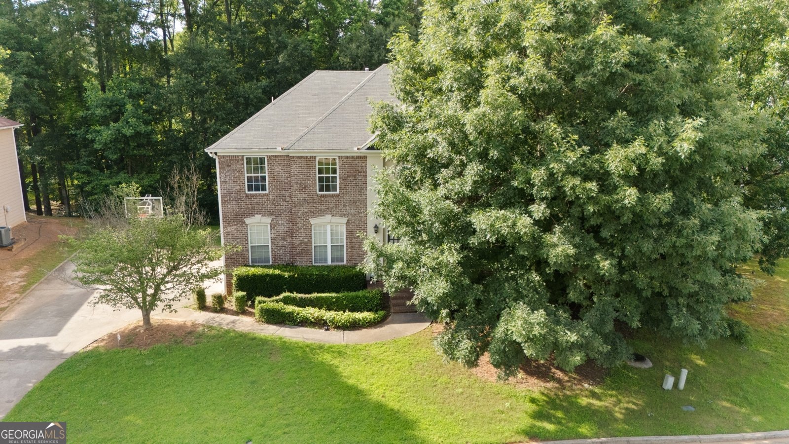 6057 Glencedar Lane Atlanta - 34
