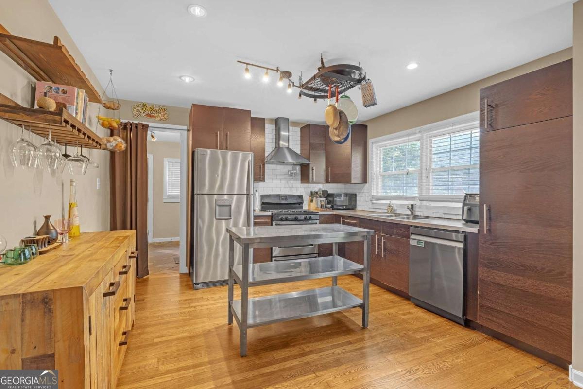 730 Brownwood Avenue Atlanta - 9