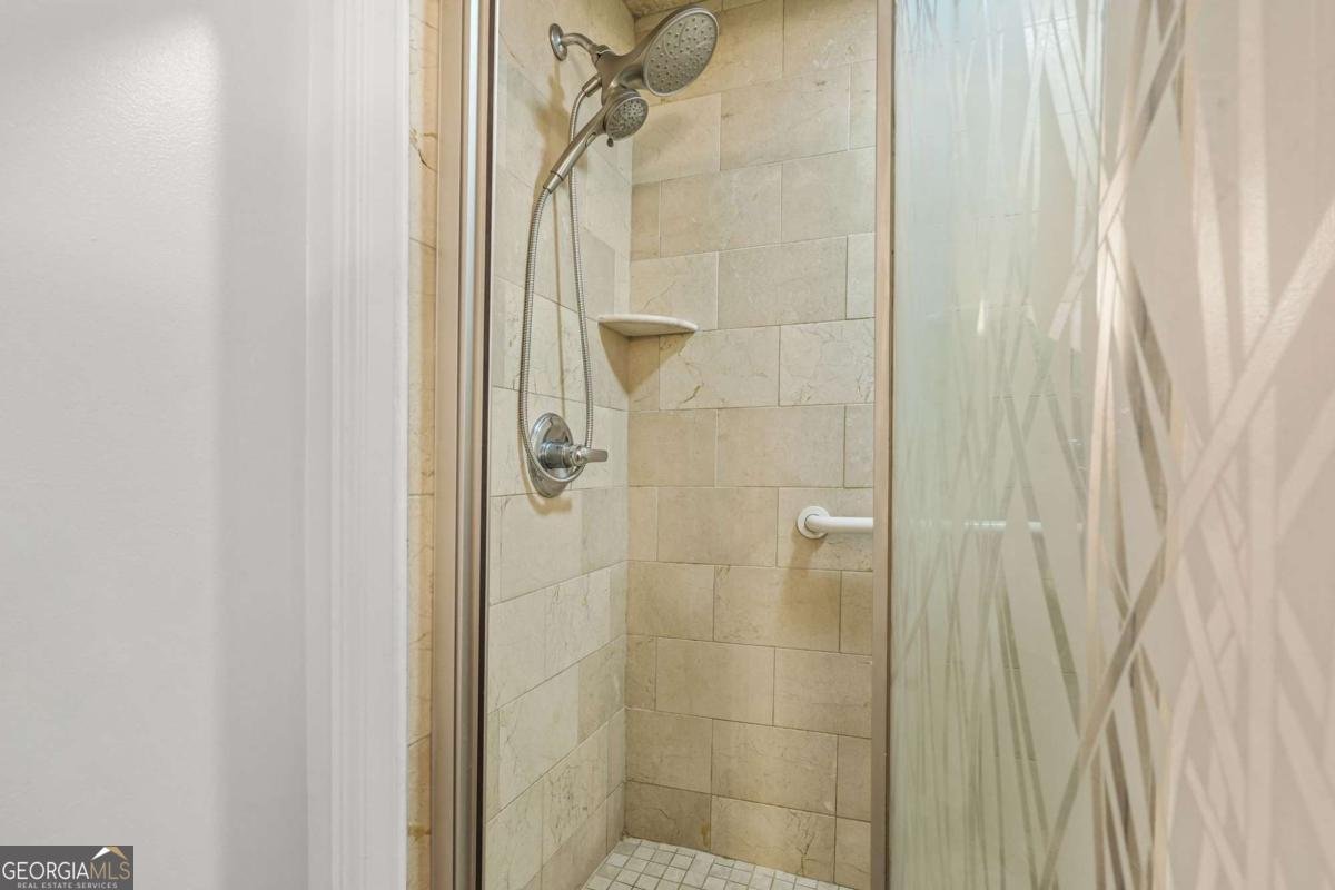 877 MCLENDON Drive Scottdale - 13