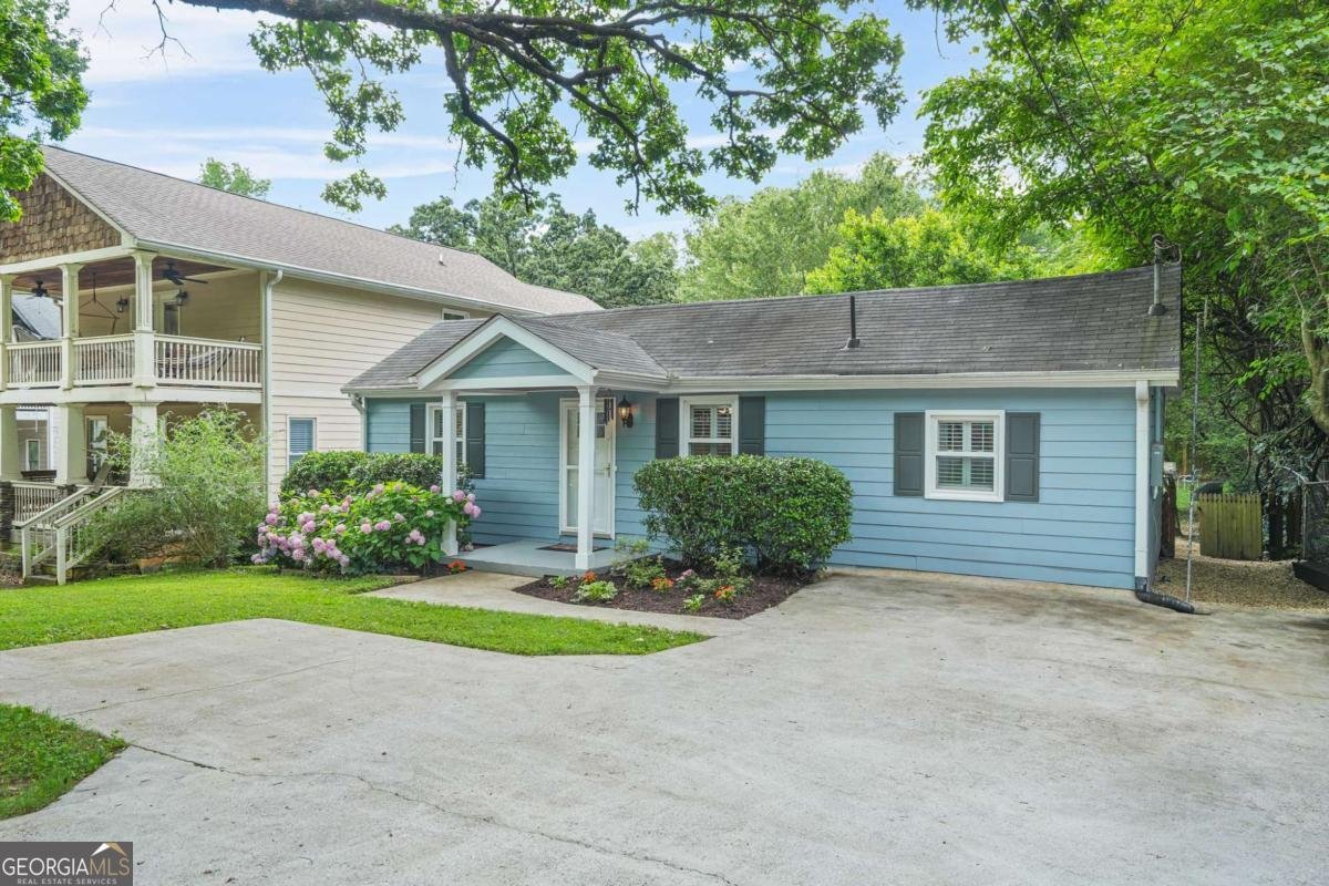 877 MCLENDON Drive Scottdale - 32