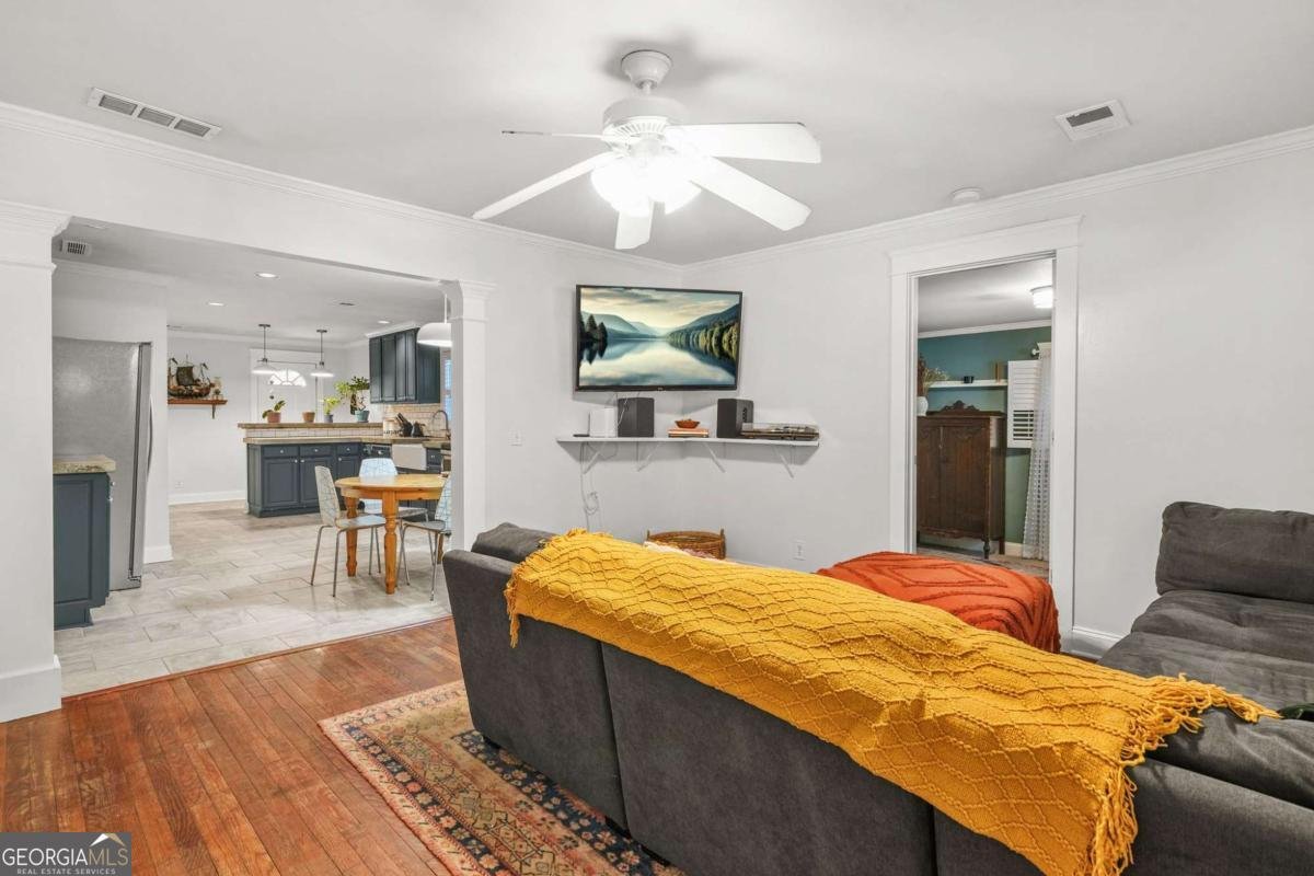 877 MCLENDON Drive Scottdale - 9