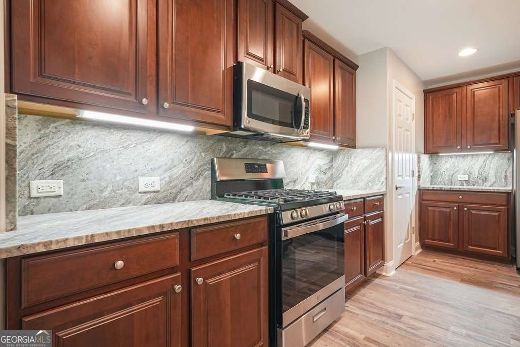 81 Summit Trail Dallas - 17