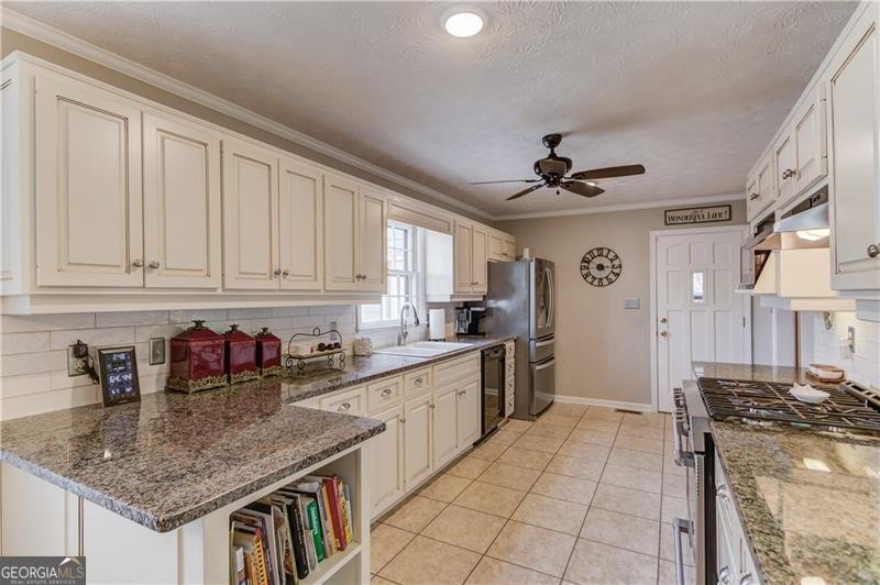 82 Cedar Bluff Winder - 19