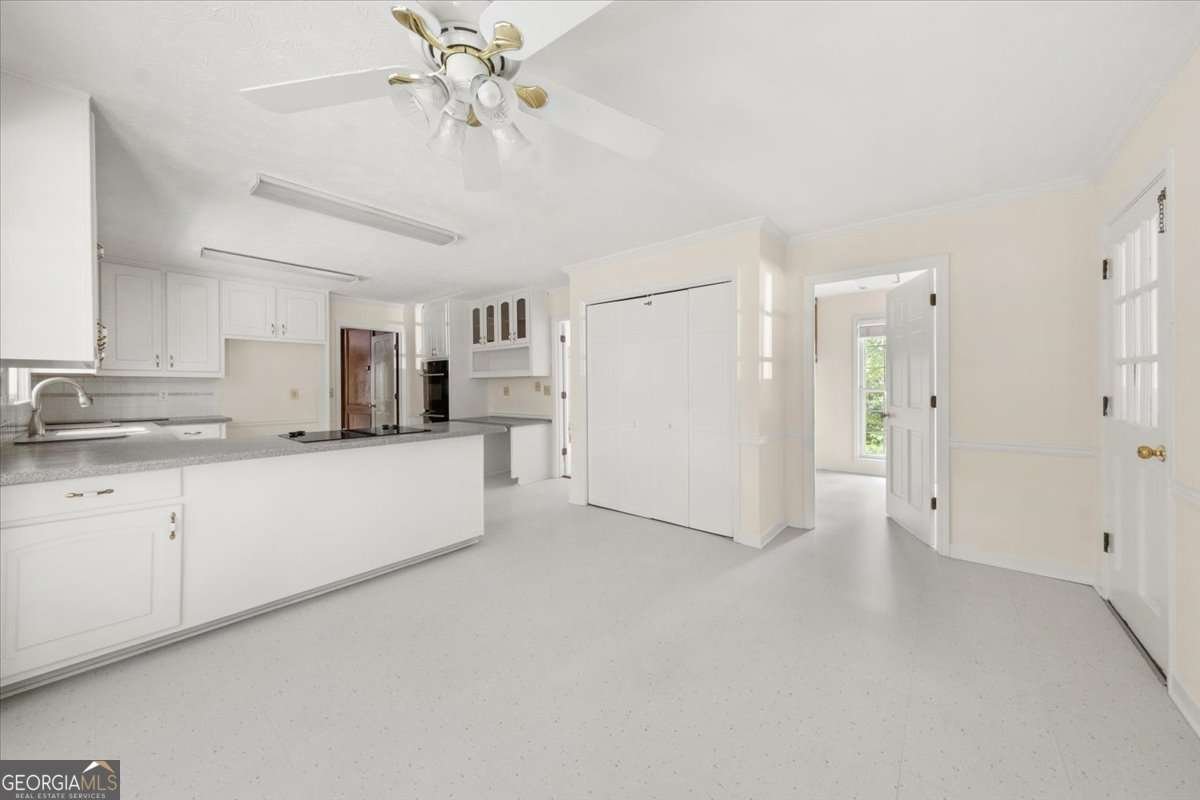 127 ROE HAMPTON LN Lane Stone Mountain - 23