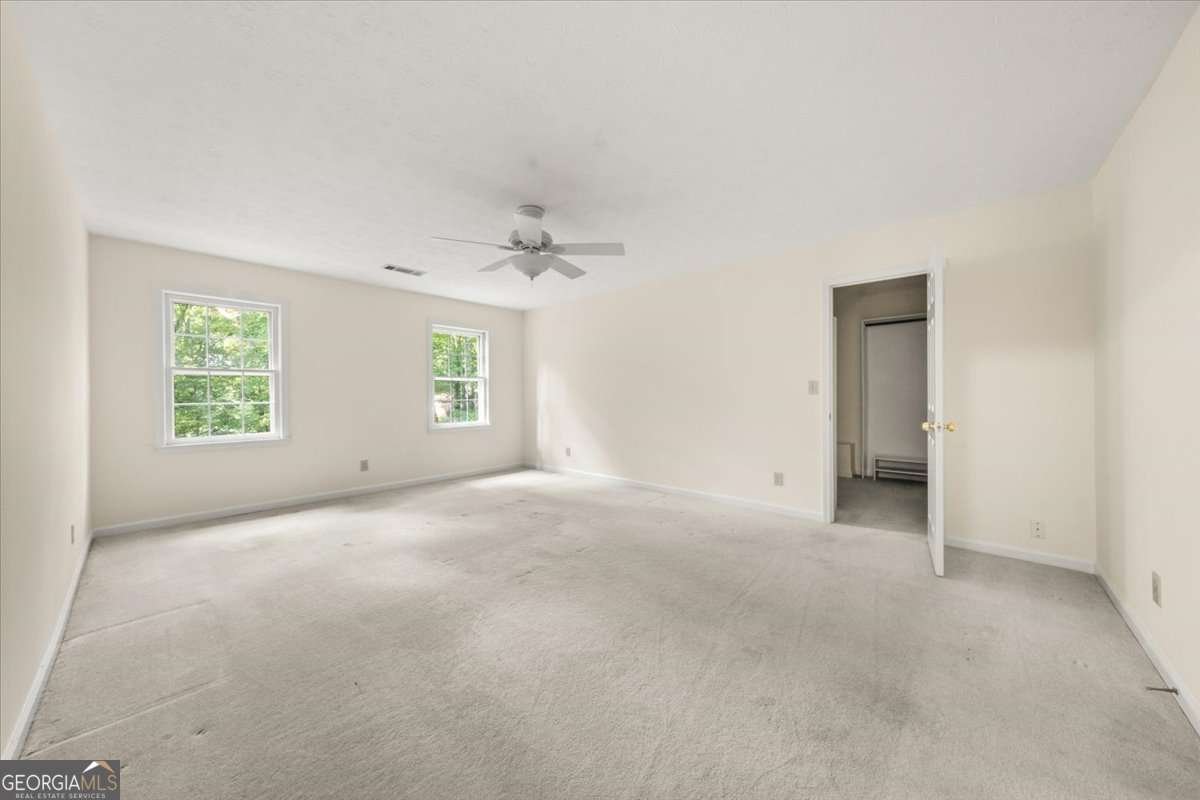 127 ROE HAMPTON LN Lane Stone Mountain - 26
