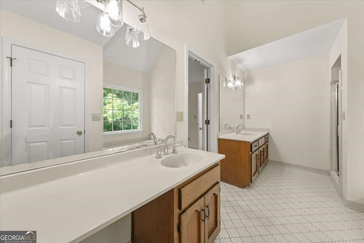 127 ROE HAMPTON LN Lane Stone Mountain - 30