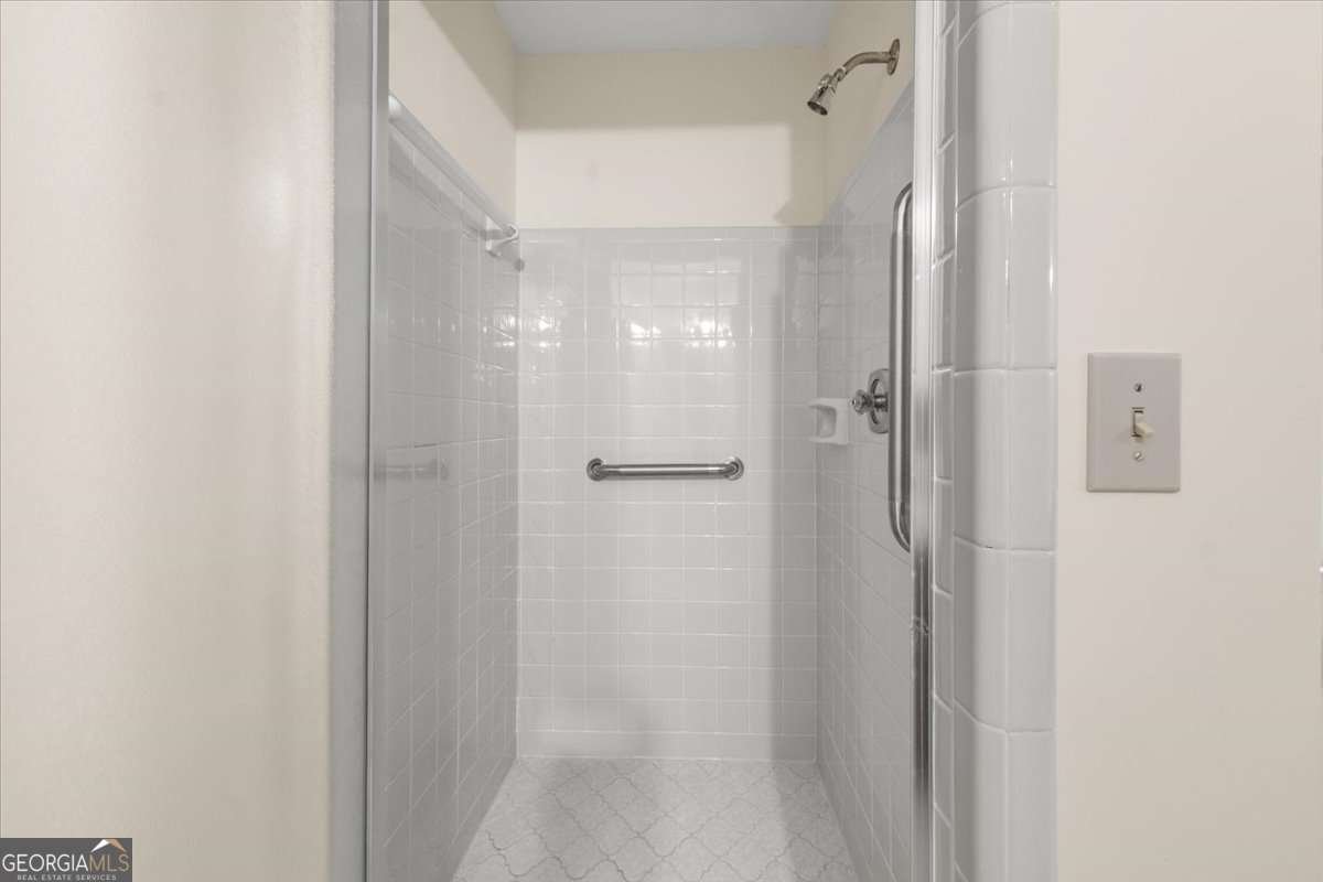 127 ROE HAMPTON LN Lane Stone Mountain - 31