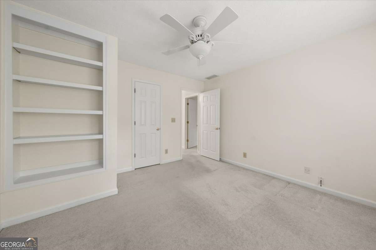127 ROE HAMPTON LN Lane Stone Mountain - 39