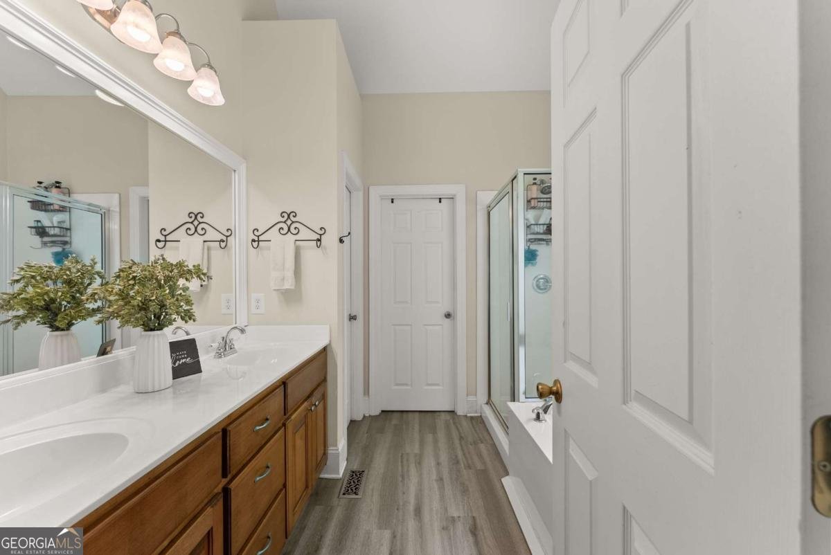152 Grand View Drive Cleveland - 24