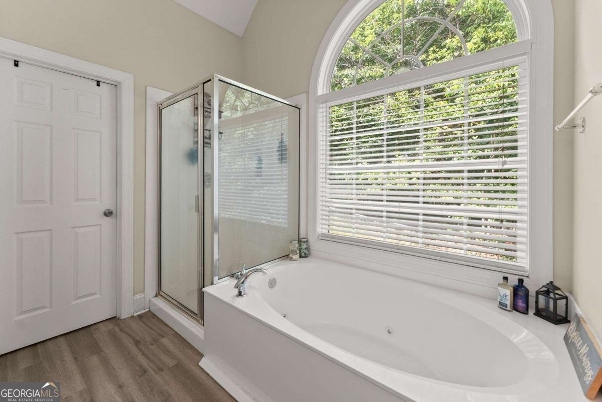 152 Grand View Drive Cleveland - 27