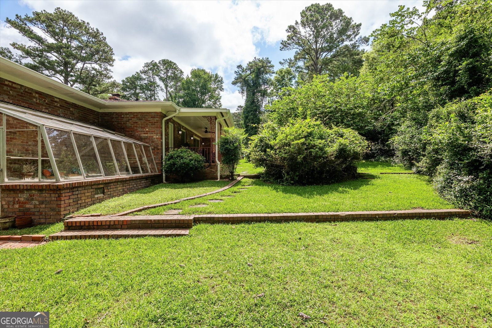 214 Sunset Drive Washington - 38