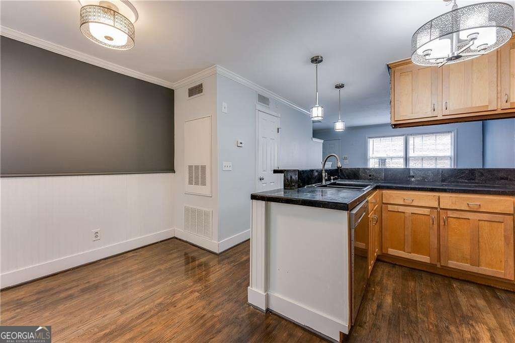 2232 Dunseath Avenue Atlanta - 9
