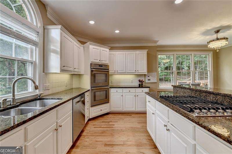 12130 Helleri Hollow Alpharetta - 37