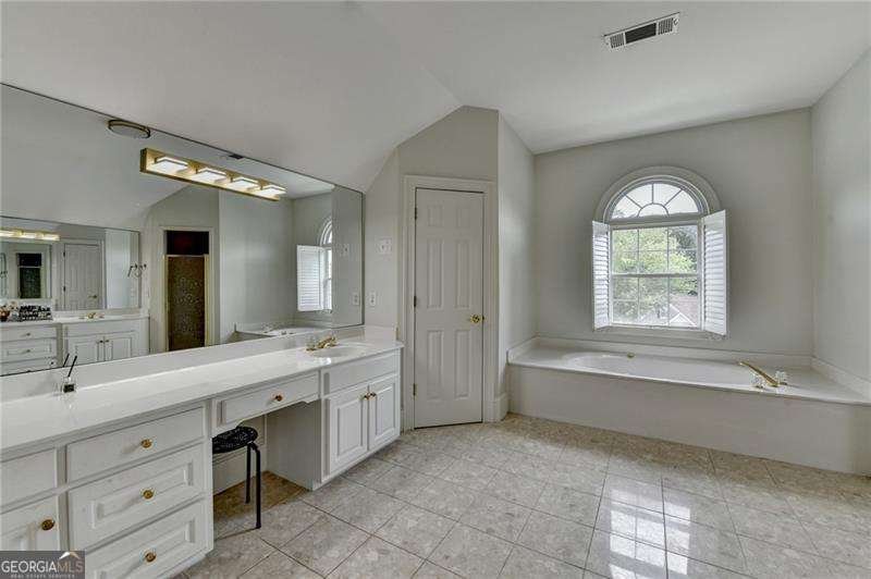 12130 Helleri Hollow Alpharetta - 71